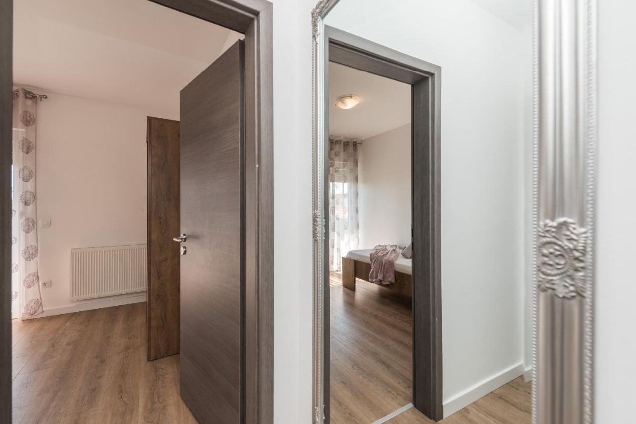 Apartmani Dmarie Privlaka  Exteriér fotografie