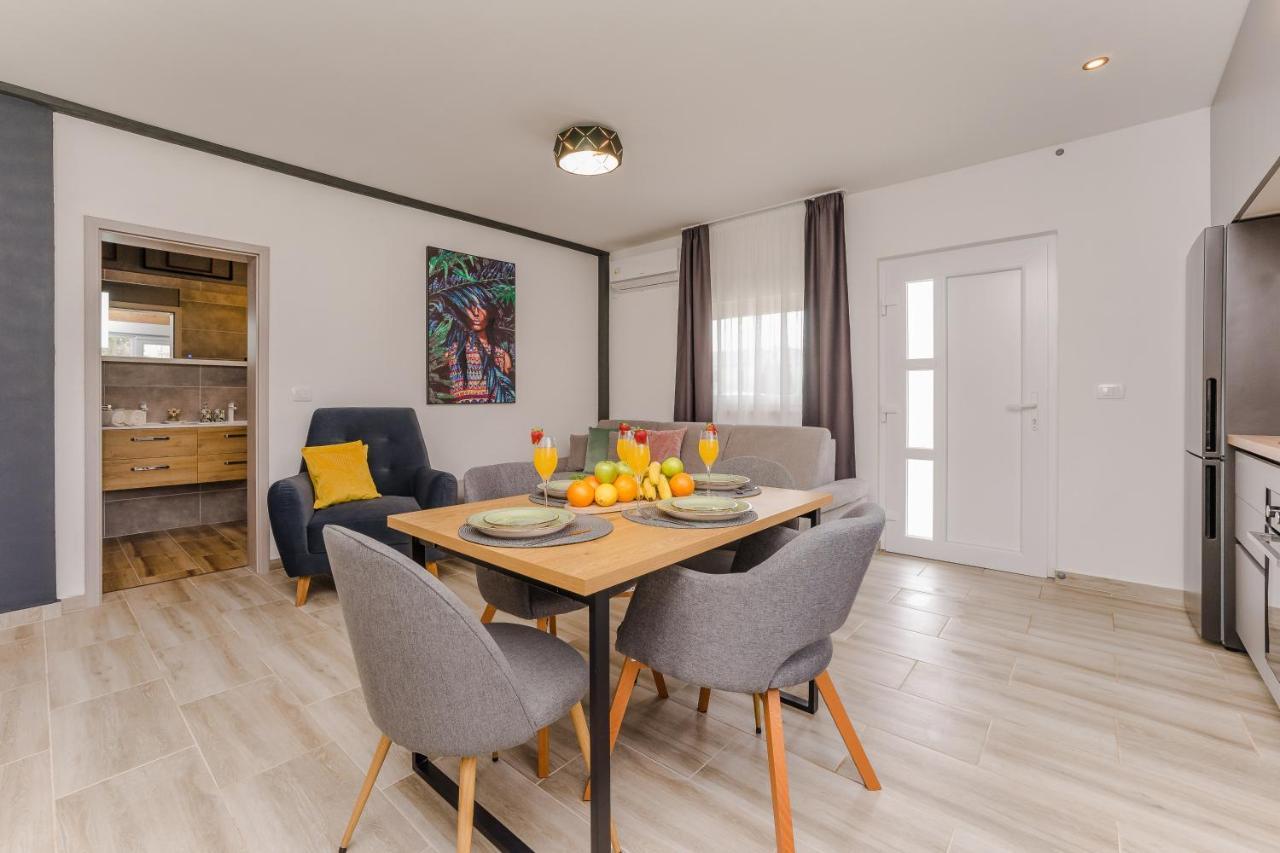 Apartmani Dmarie Privlaka  Exteriér fotografie